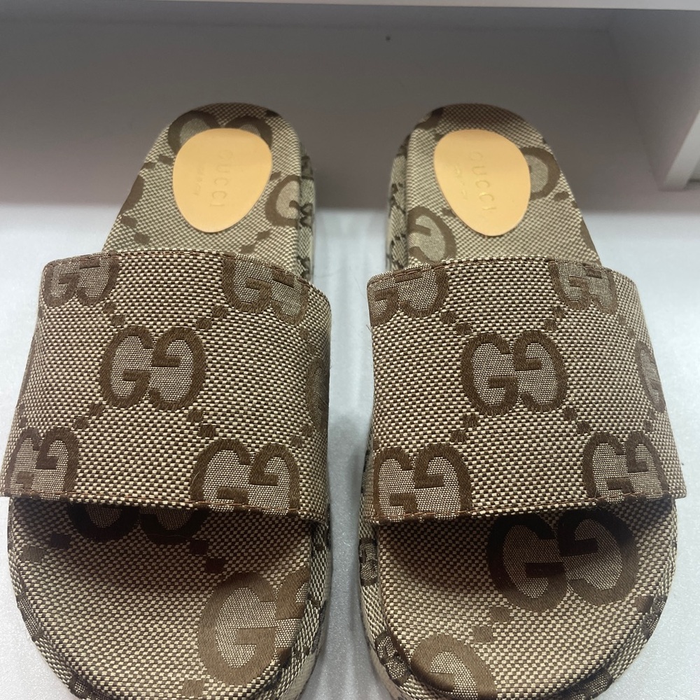 Gucci platform Sandals